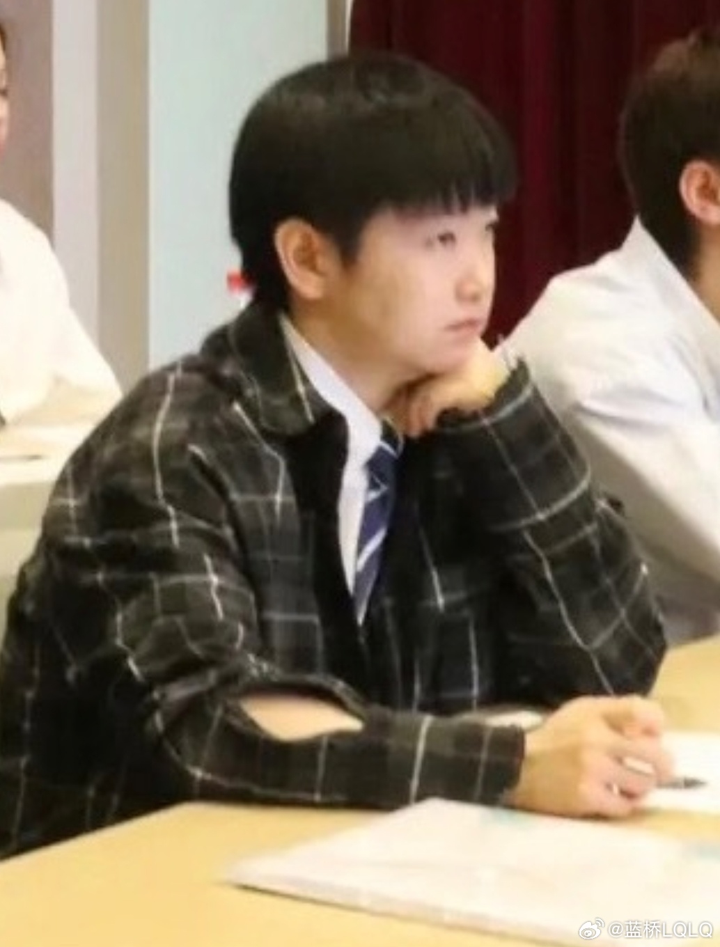 莎莎学姐好漂亮好漂亮！ 