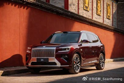 今天官宣，极氪8X定于4月17日在宁波正式上市。这款超级电混高性能旗舰SUV，与