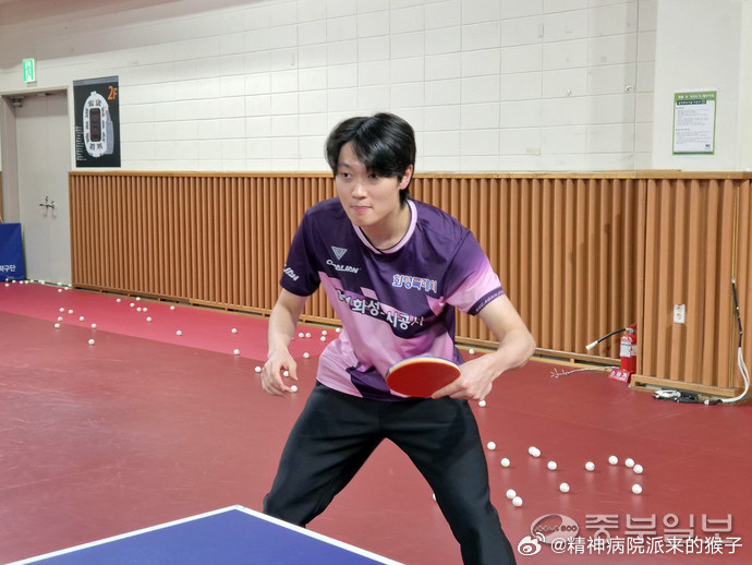 【韩媒】赵大成：加盟华城城市公社第一年是关键时期，目前肘伤已恢复70%。与202