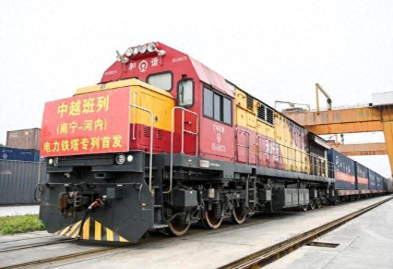 现在的越南真的着急建高铁吗？答案当然不是，越南不过就是借建高铁项目问题，来骗取国