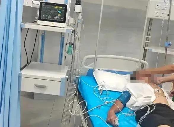 不听劝告！男人吃了三次，中毒了三次进了救援室
云南大理宾川的一名男子自己做饭，吃