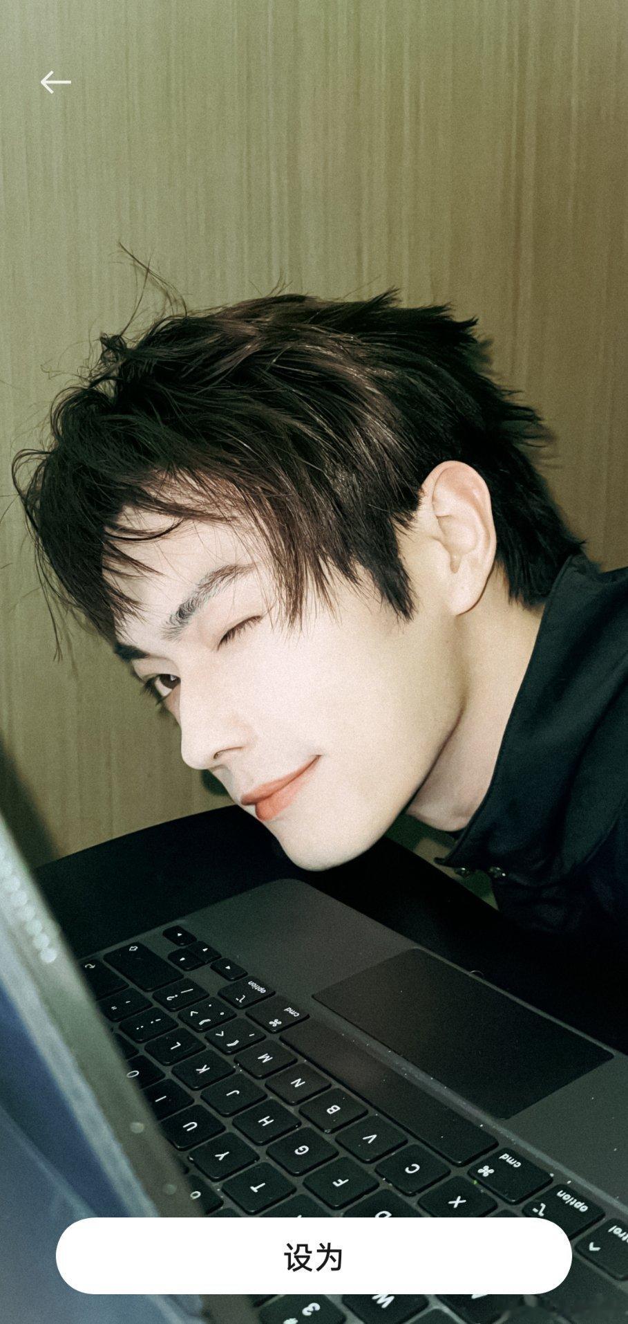 许凯 真帅哥自拍从不挑角度帅成这样的人怎么拍都是帅