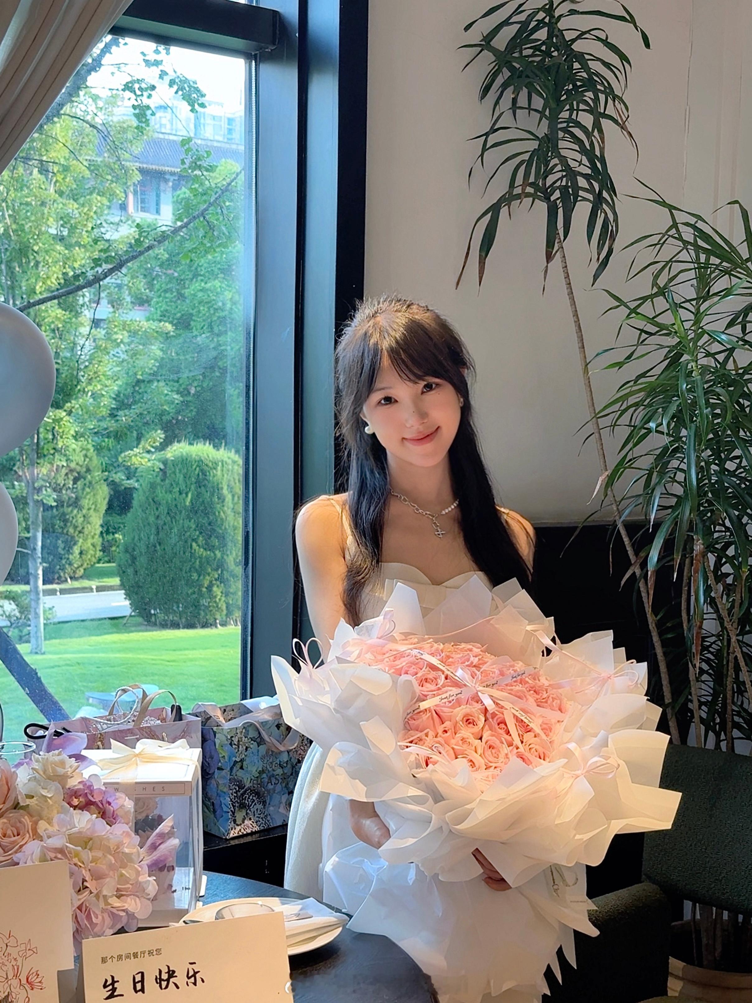 属于23岁的那天 ˗ˋˏ🎂ˎˊ˗ ʺ̤ ​​​