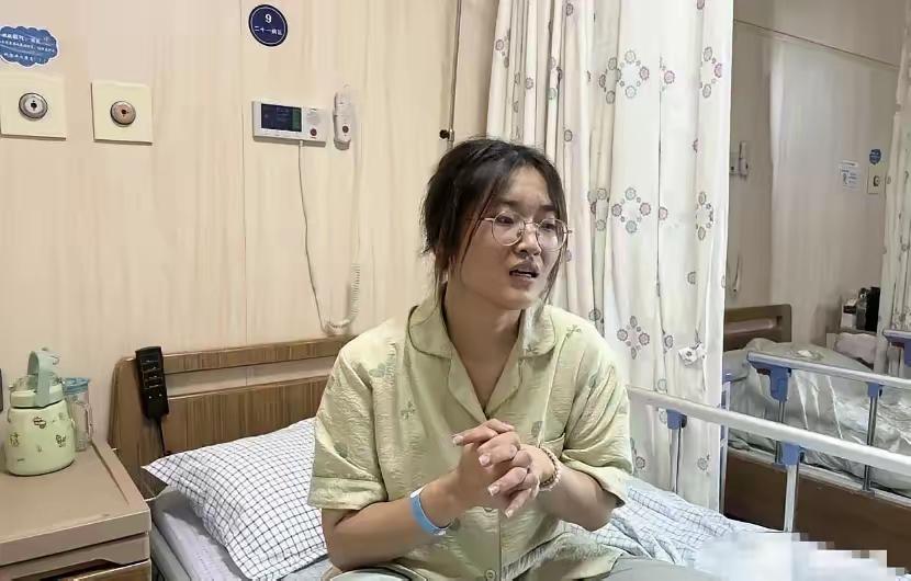 浙江衢州有个25岁的姑娘叫祝乙琪，查出来直肠癌晚期，怕长期化疗占着岗位拖公司后腿