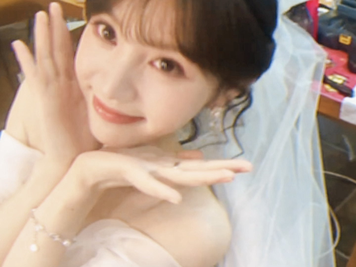 原来幸福降临在林知夏掌心的时候，会跟着变得好幸福啊