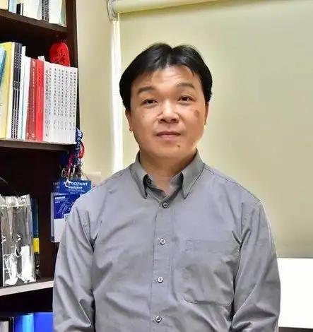 就在刚刚，

台“陆委会副主委”沈有忠喊话大陆，

5月28日，台湾地区“陆委会