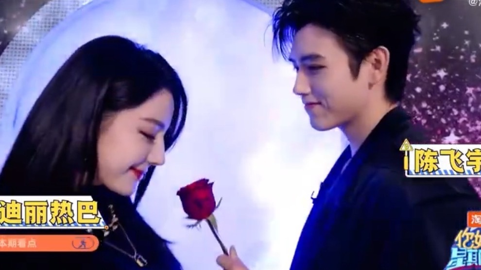 好六开场秀看得眼前一亮又一亮好六开场漂亮孩子扎堆了，一张脸过去是另一张更漂亮的脸