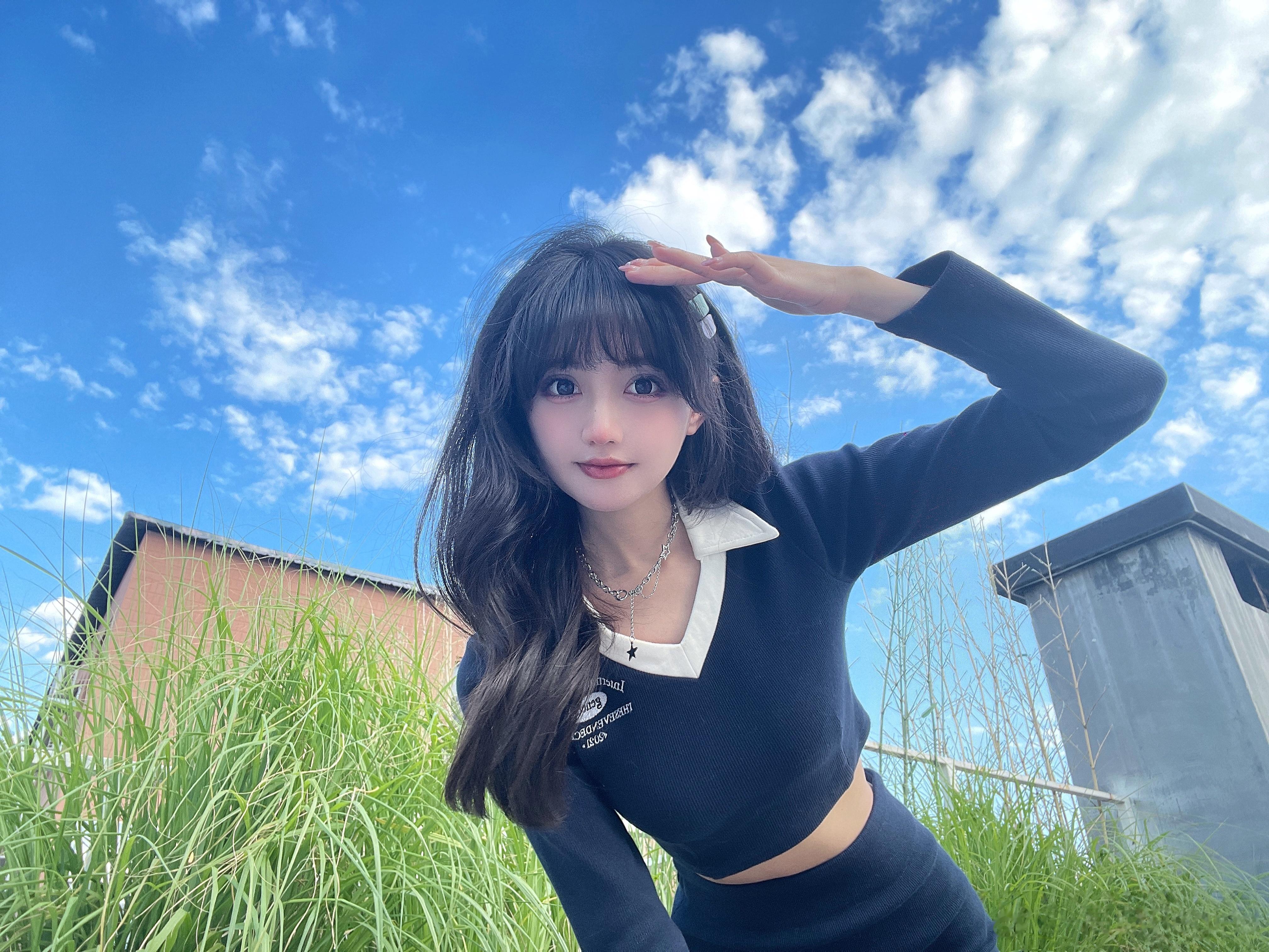 是蓝天☁️#高赫Regina[超话]# ​​​