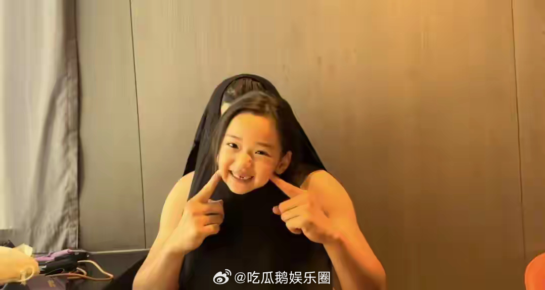 张维伊带火了高云翔！高云翔与小酒窝互动超有爱，网友:支持复出！ ​​​