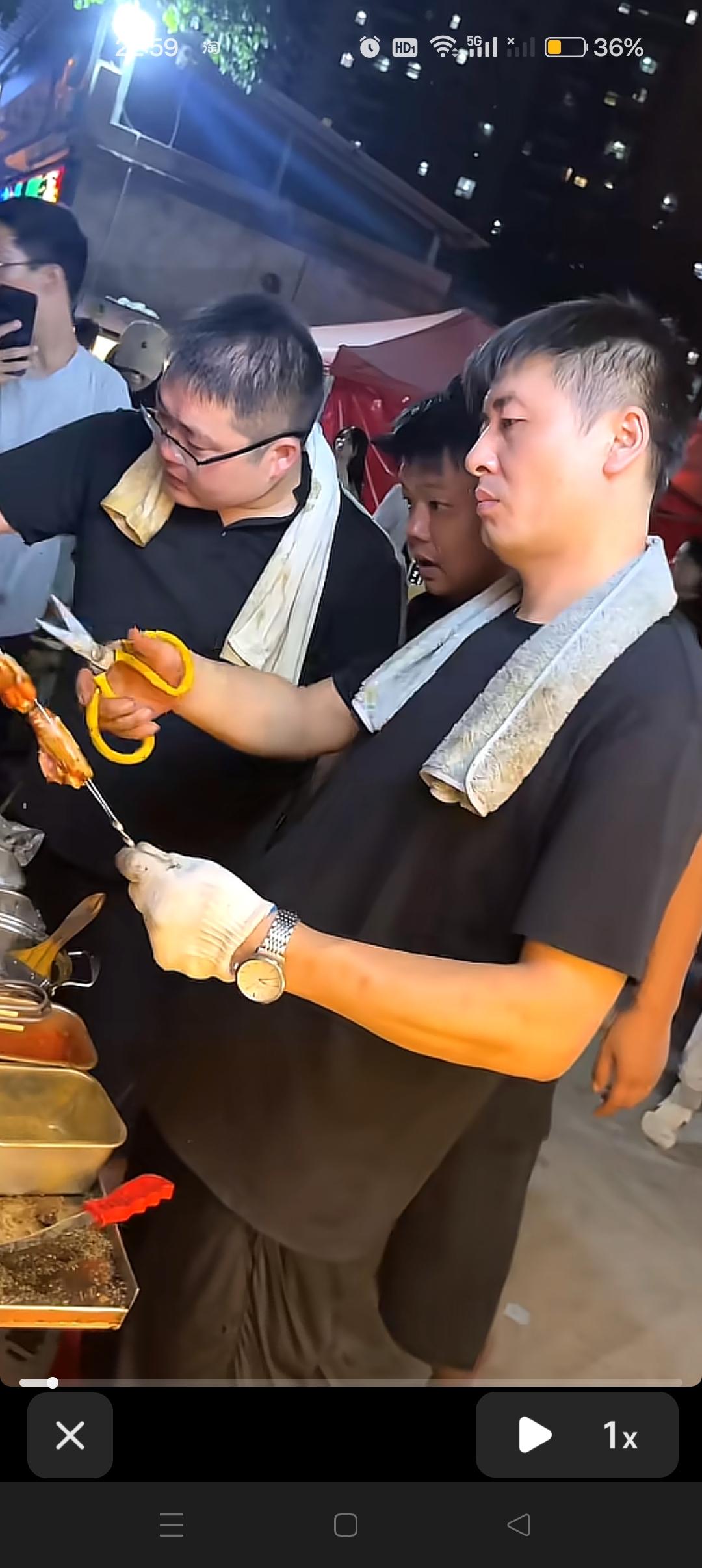 网友：看到他的那一刻，我泪目了，是激动，是开心，太多言语无法表达😭



关键