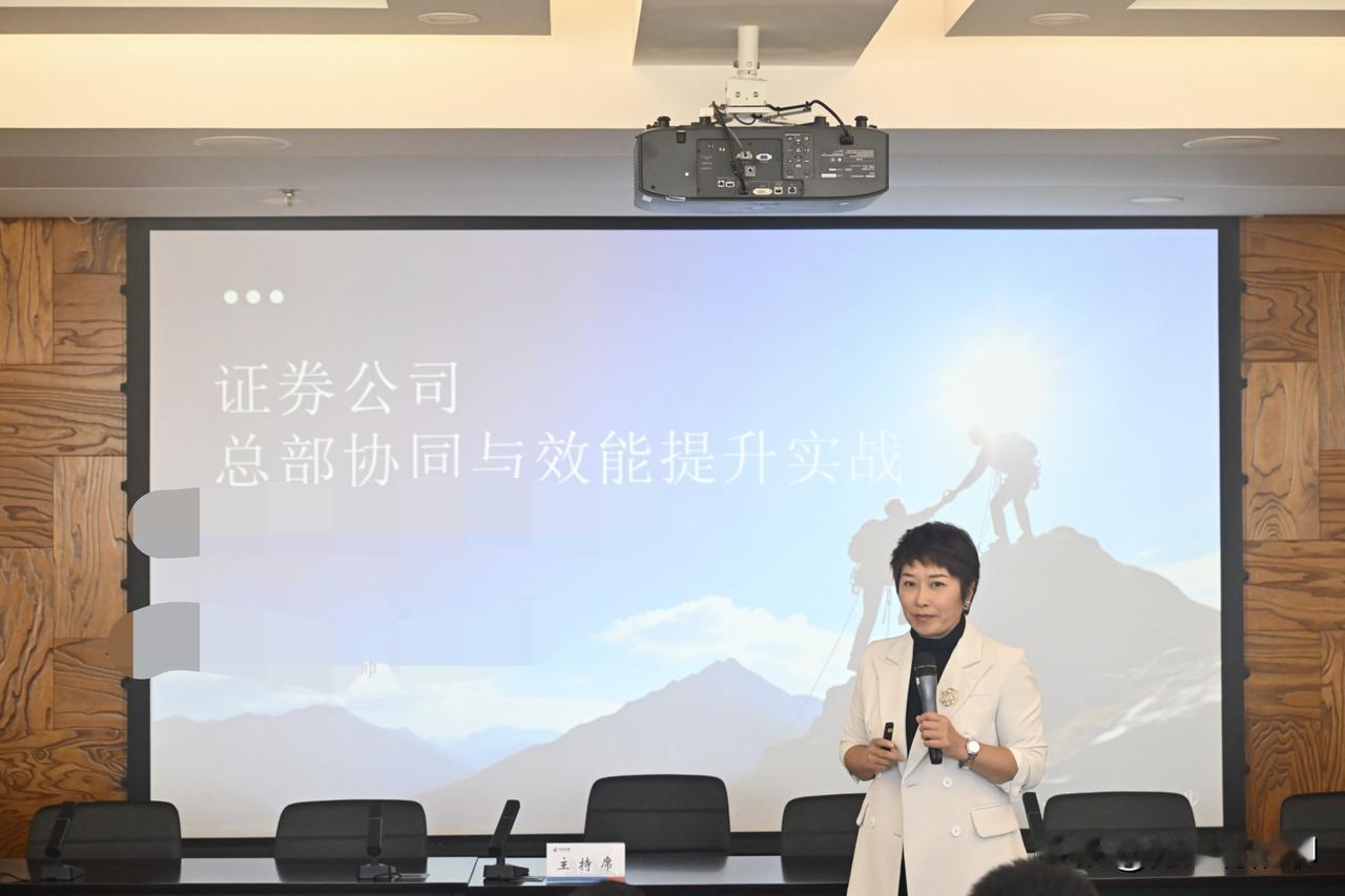 A股复盘日记｜2026年10月14日 周三A股复盘 缩量杀成长，情绪进入冰点，现