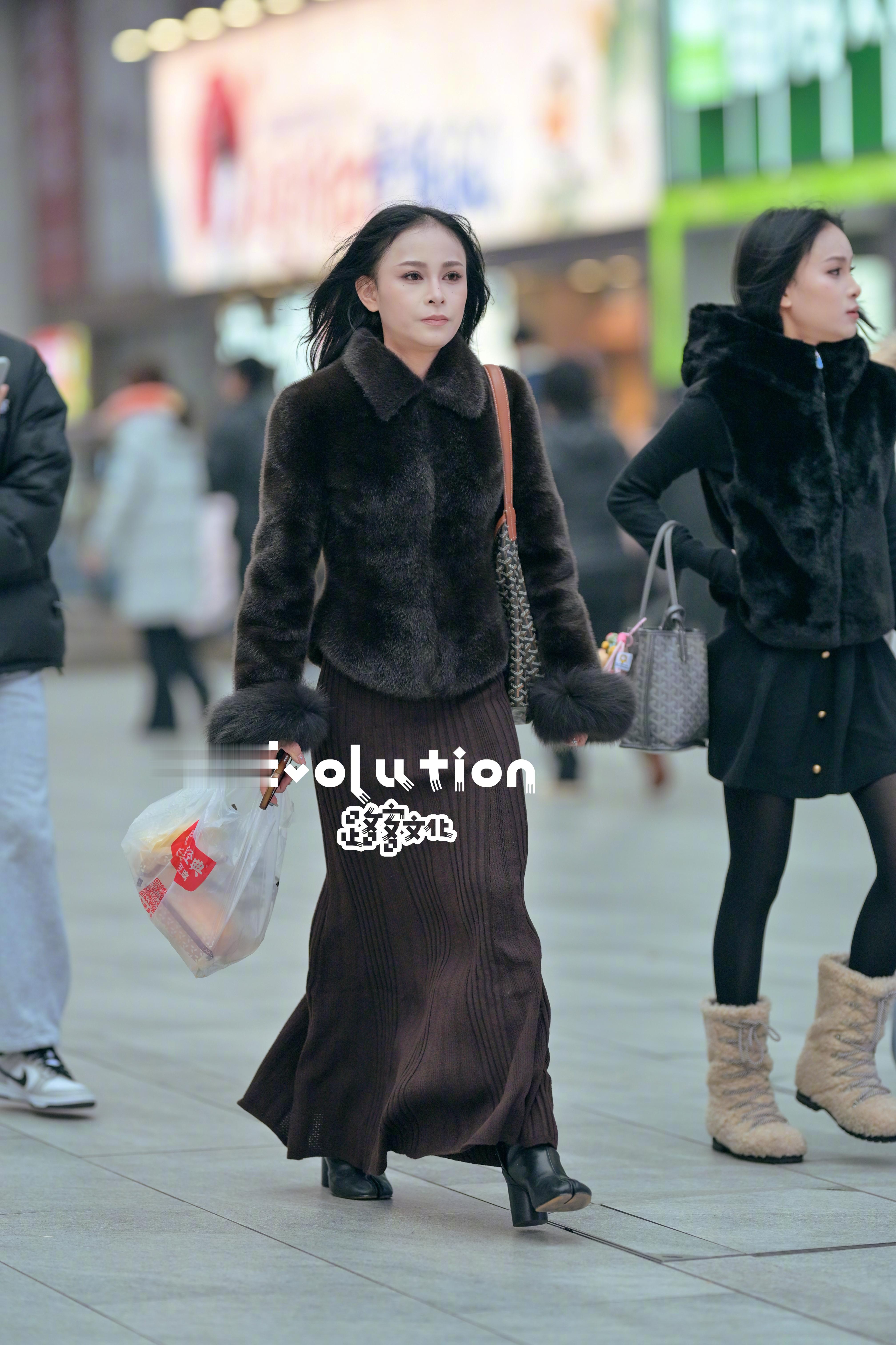 又下雨降温多穿点哦！ 