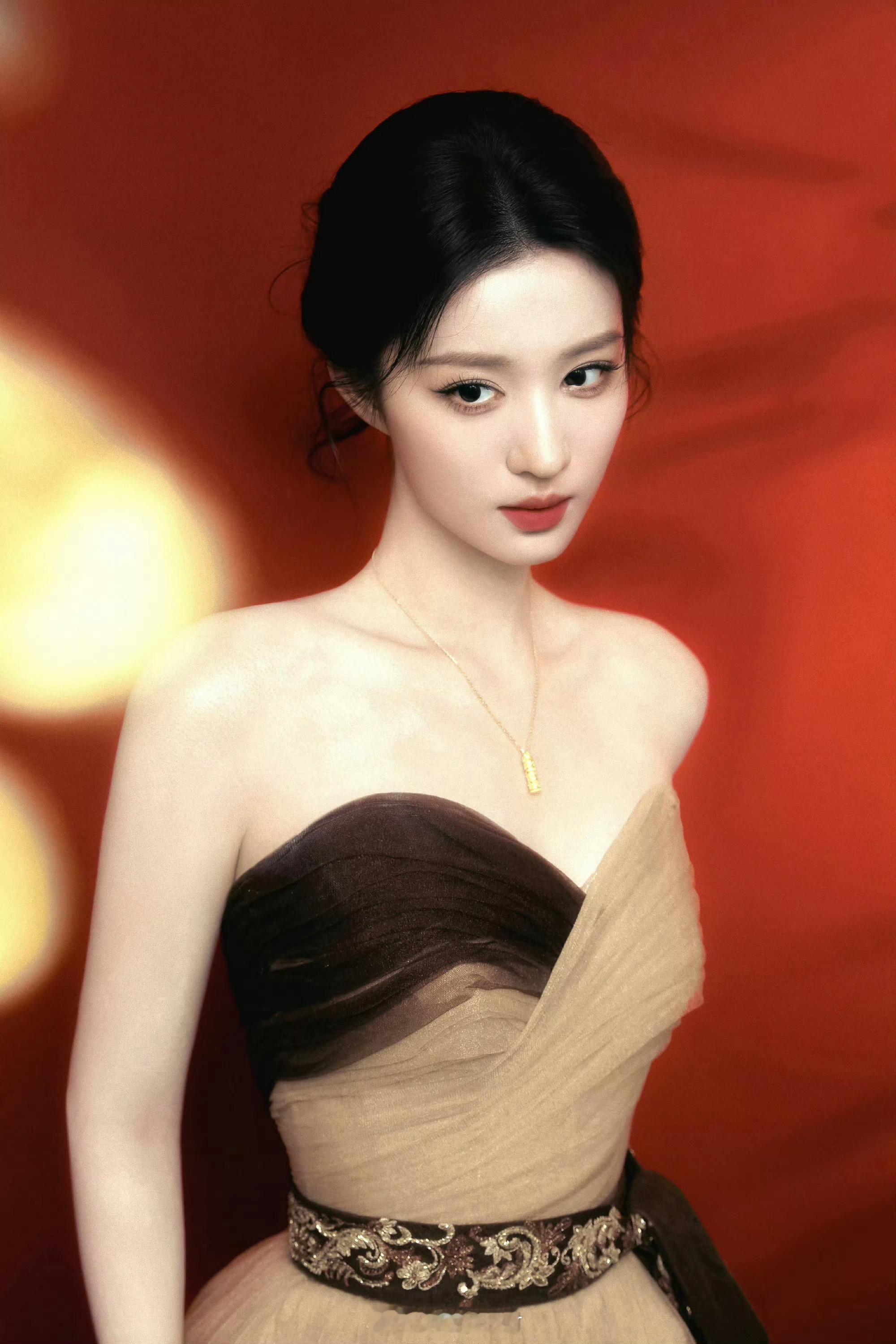 王楚然这大身材，我太爱了❤️[爱慕][爱慕][舔屏][爱慕][爱慕][锦鲤附体]