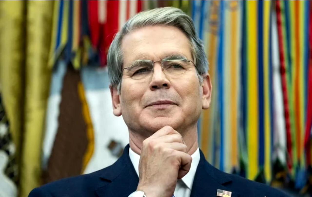 贝森特说，特朗普在伊朗问题上有明确构想，就是各方都应退让一步。 ​​​