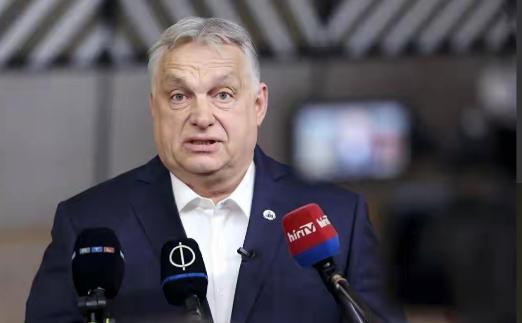 匈牙利总理欧尔班，近日在接受美国博主诺法尔采访时直言不讳地说：我认为有人能打败中