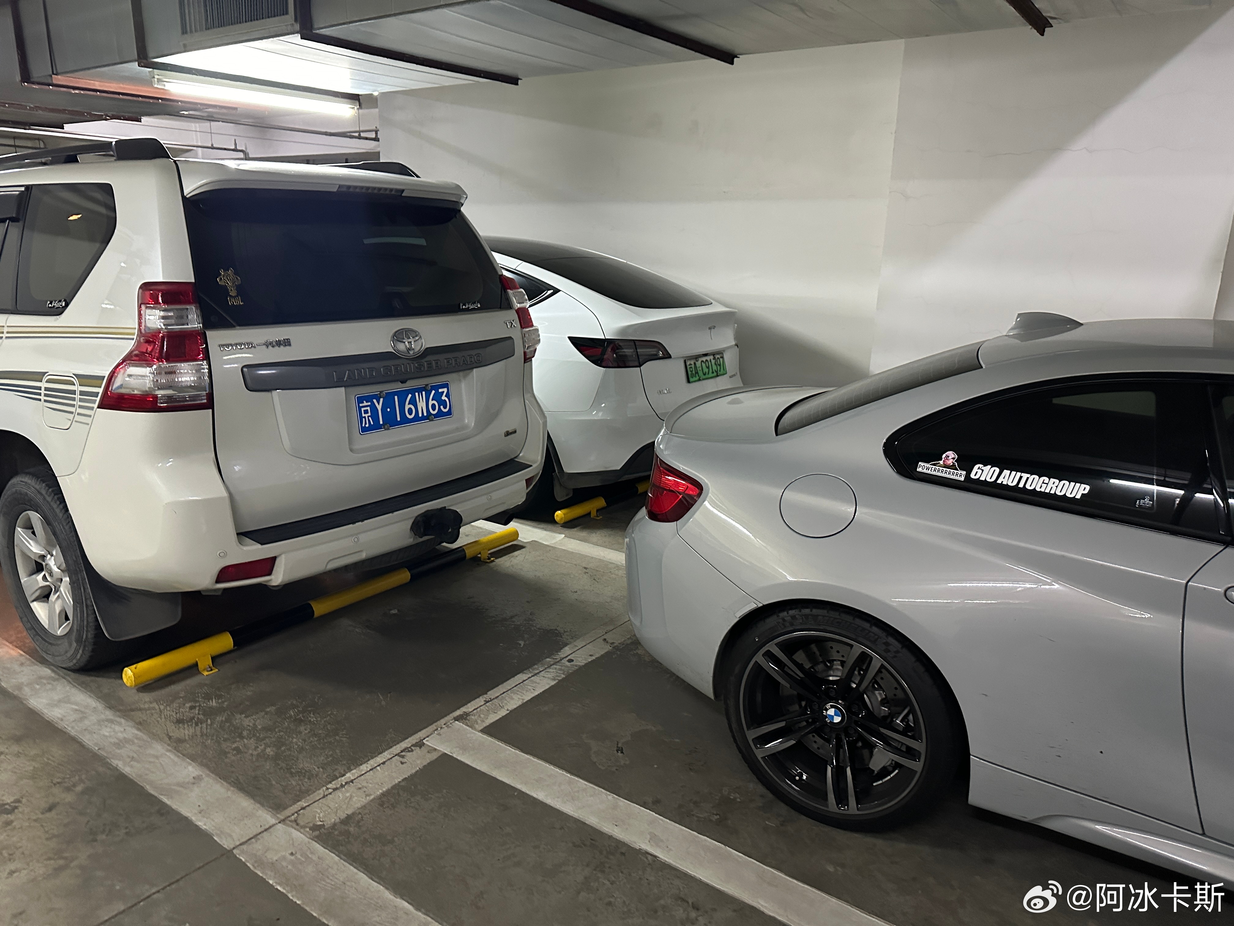 买车的欲望已经到了极致其实日常要是通勤不远还好但是要遇到极端天气 比如说北京暴雨