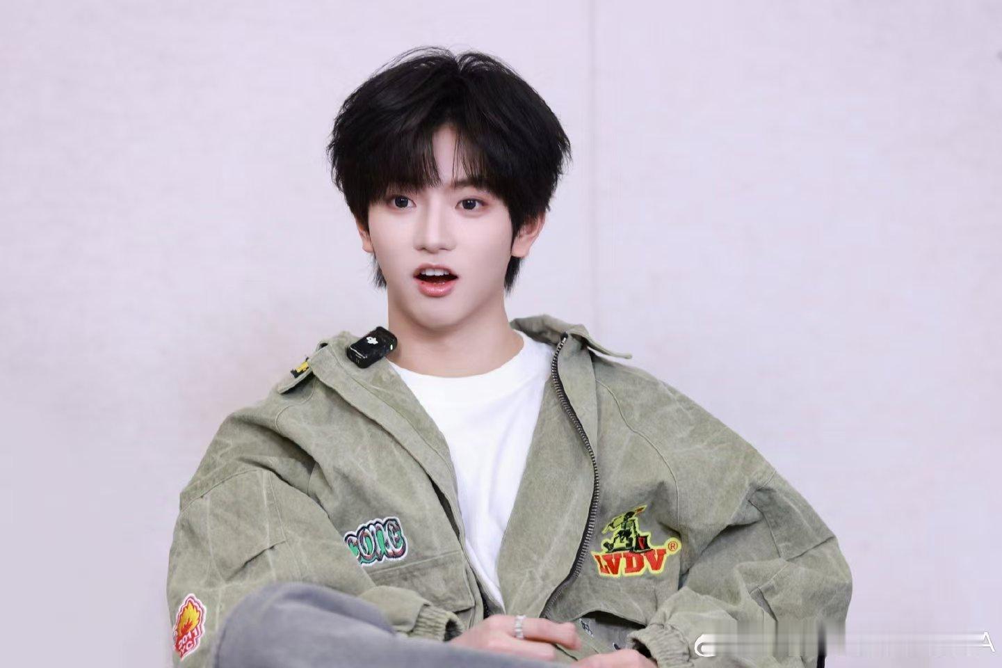 穆祉丞简单营业九宫格穆祉丞简单的照片 萌萌的恩仔出现~ 