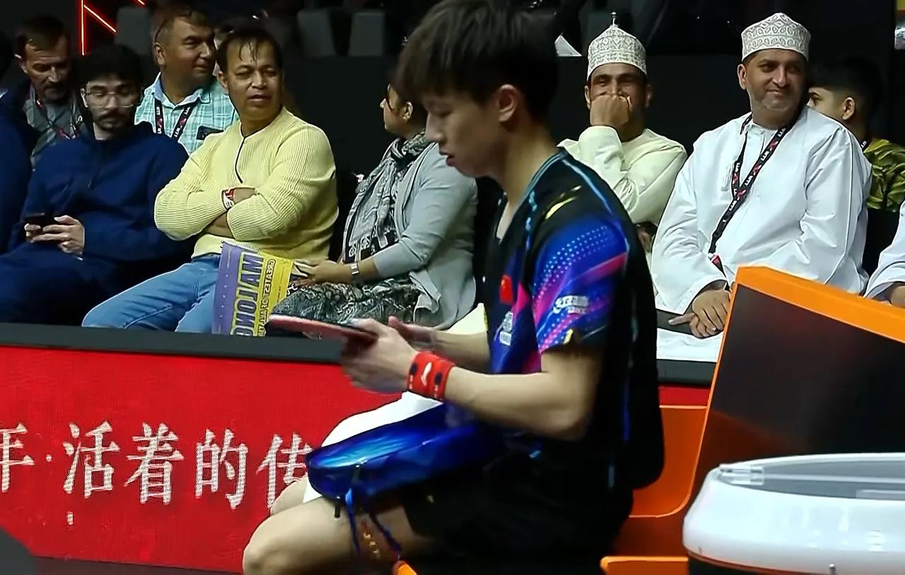 林高远3-2马龙进半决赛！
#WTT多哈总决赛2023# 
男单四分之一决赛第三
