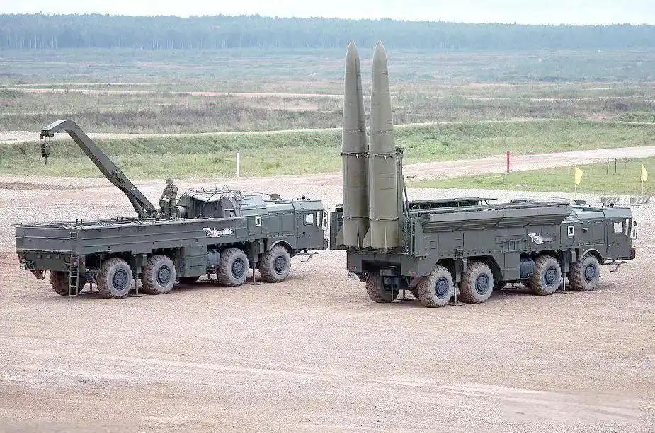 2026年3月13日，日本防卫省正式接收美制“战斧”巡航导弹，这是二战后日本首次