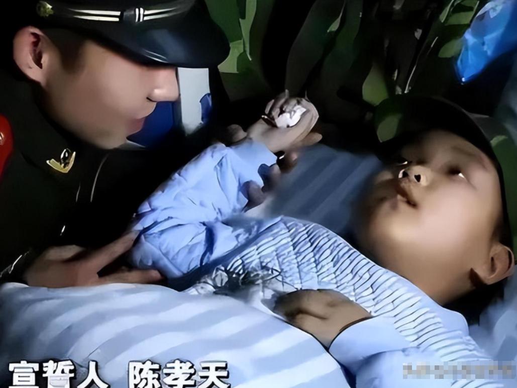 2014年，湖北周女士移植了自己7岁儿子的肾，最终重获新生，而她的儿子却离开了人