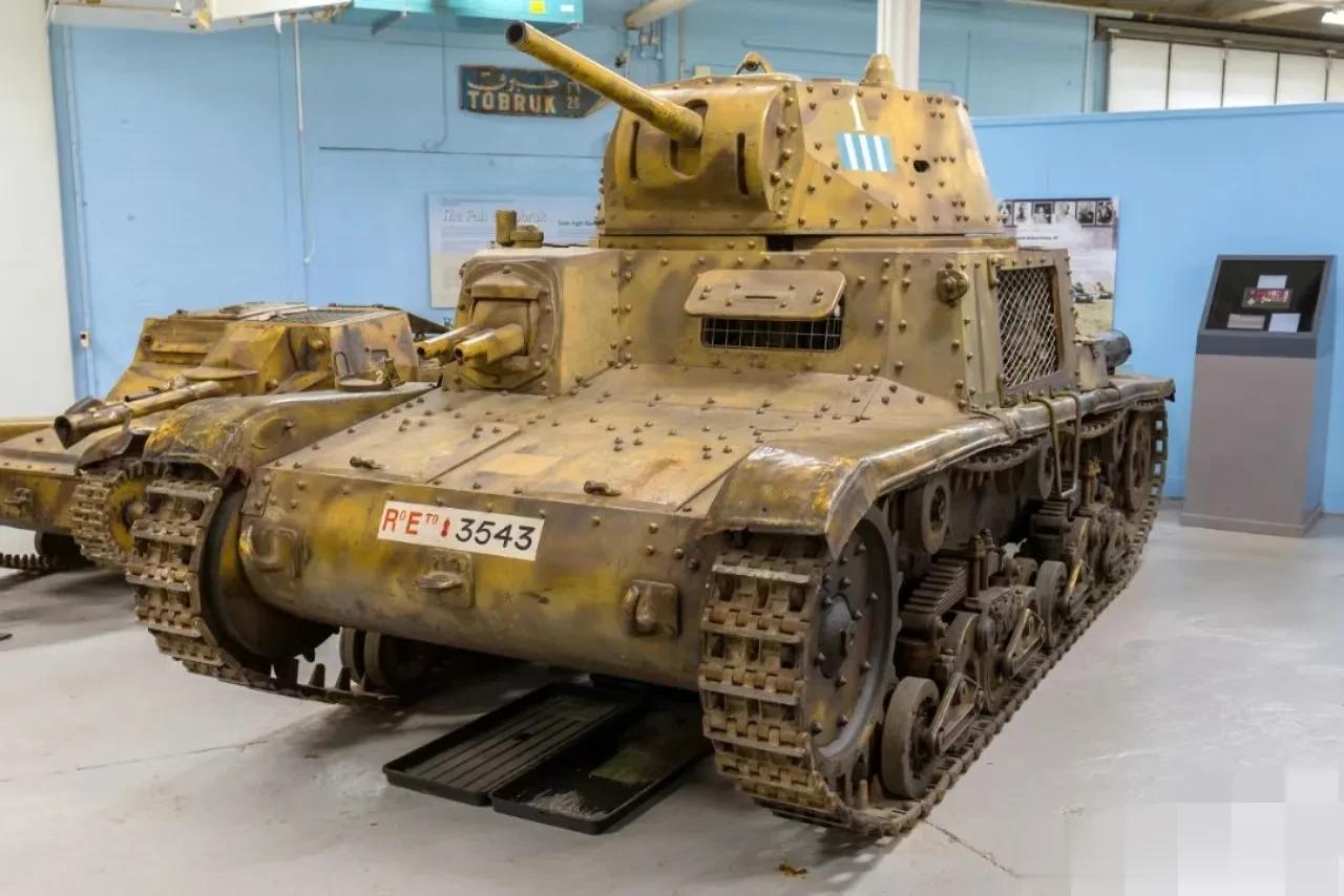 二战·M14/41中型坦克 意大利🇮🇹出品
 M14/41中型坦克由意大利生