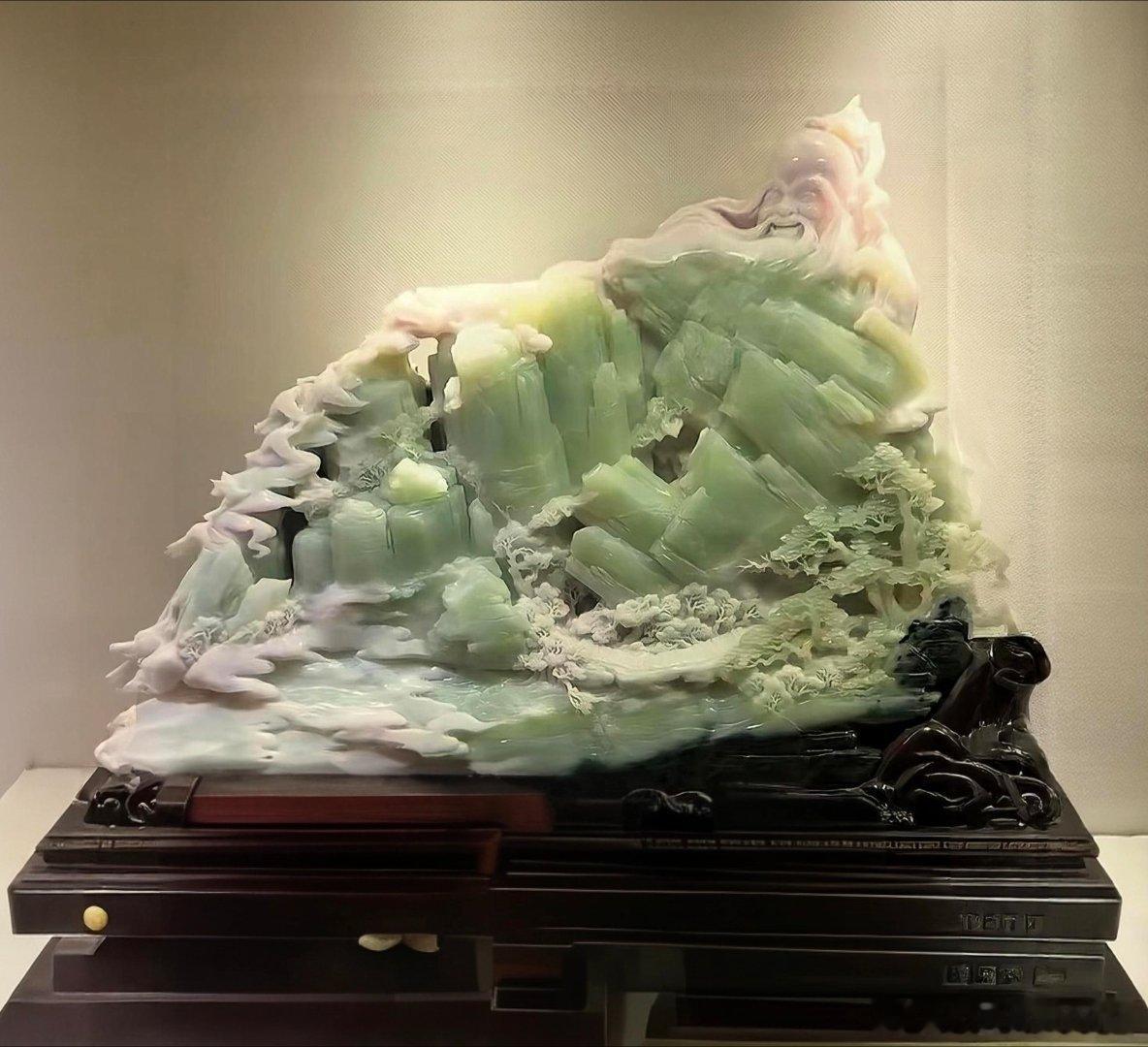 【家乡独玉】独山玉研究会副会长、好友李平精美私珍，与师友们分享，一手货源，雕刻师