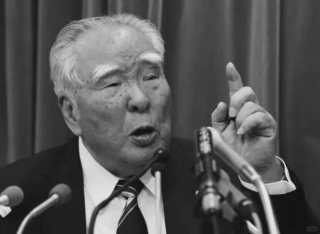铃木当年放话宁死不低头，没想到中国新能源车反手就是一记重拳
2018年铃木退出中