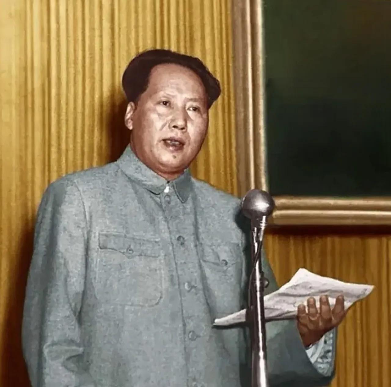 咱们现在很难真正体会当年那个年代，那时候所有人都觉得劳动最光荣，偷懒不干活的人大