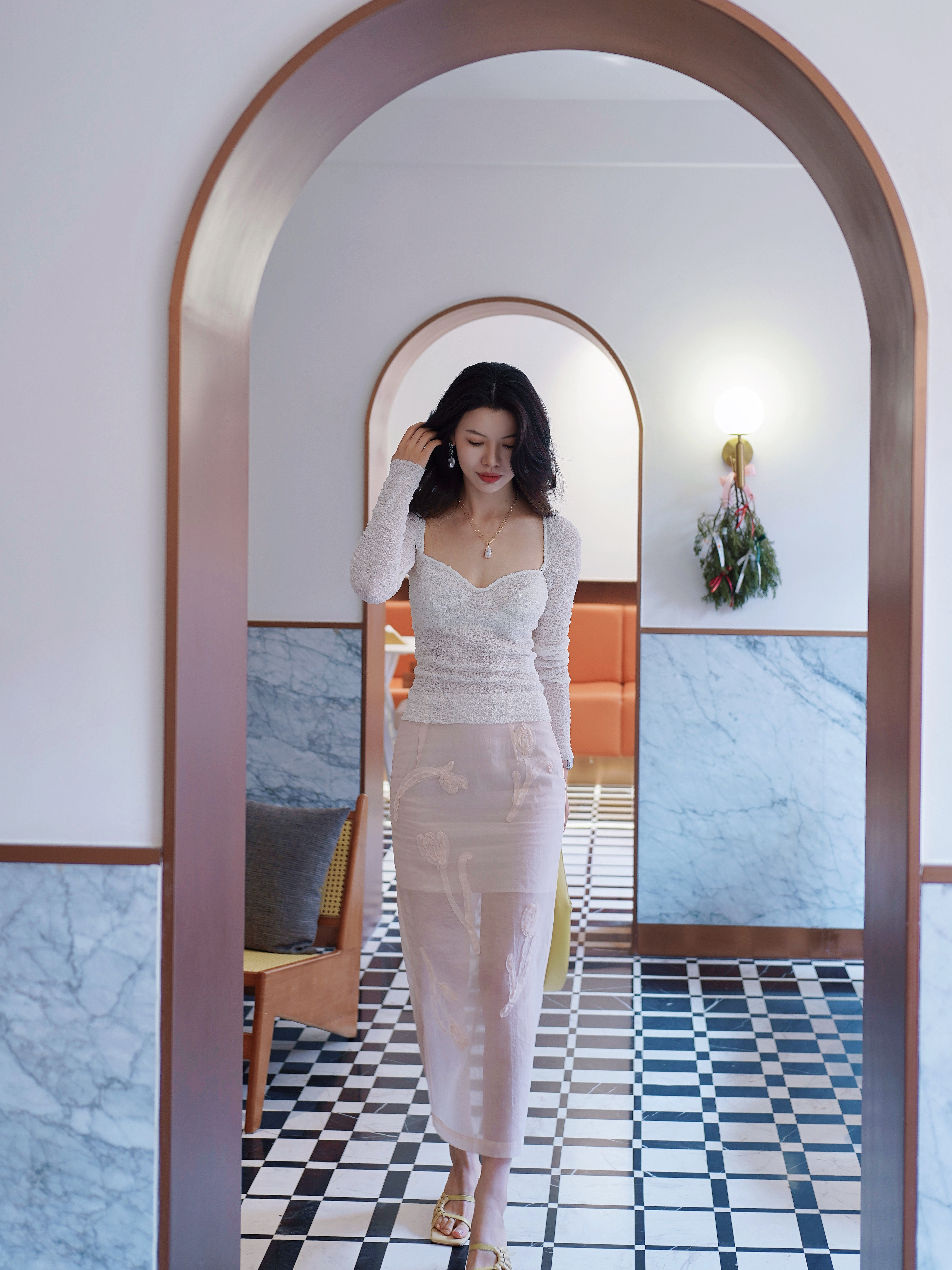 人随春好，春与人宜 今天穿什么