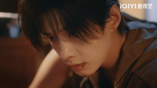 这个冬天被轨迷心窍了 这个冬天啥也不干，就守着《双轨》嗑暮暮朝朝了。久别重逢的甜