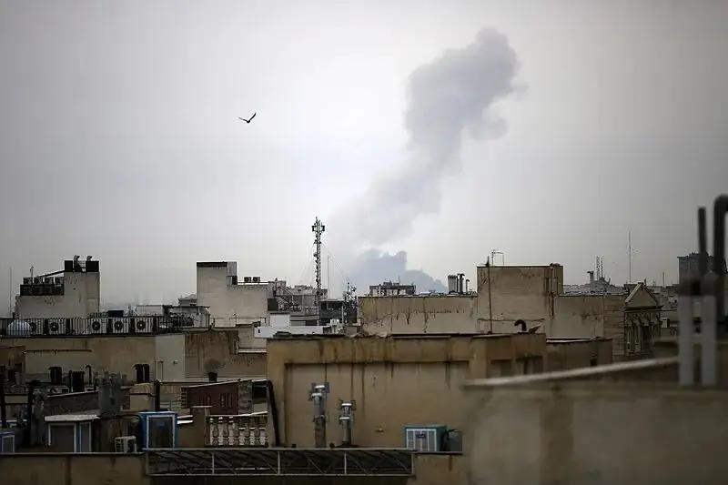 美对伊朗冲突作战规划已为特朗普设置多种“退出选项”；伊朗称已发动“真实承诺-4”