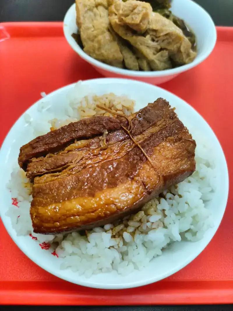 银价的变迁（客官，二两碎银）
2016年：银价为4.02元/克
2017年：银价