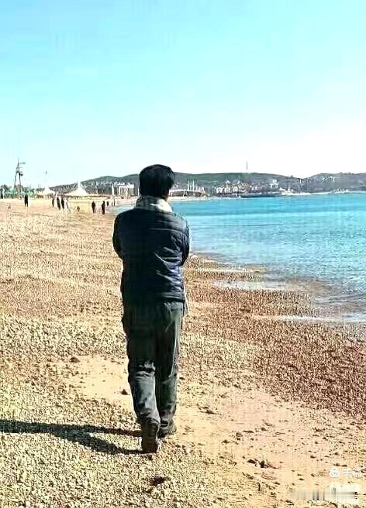 历经岁月沉淀，方才慢慢通透。人生本无绝对圆满，有晴有雨，有起有落，有得有失，才是