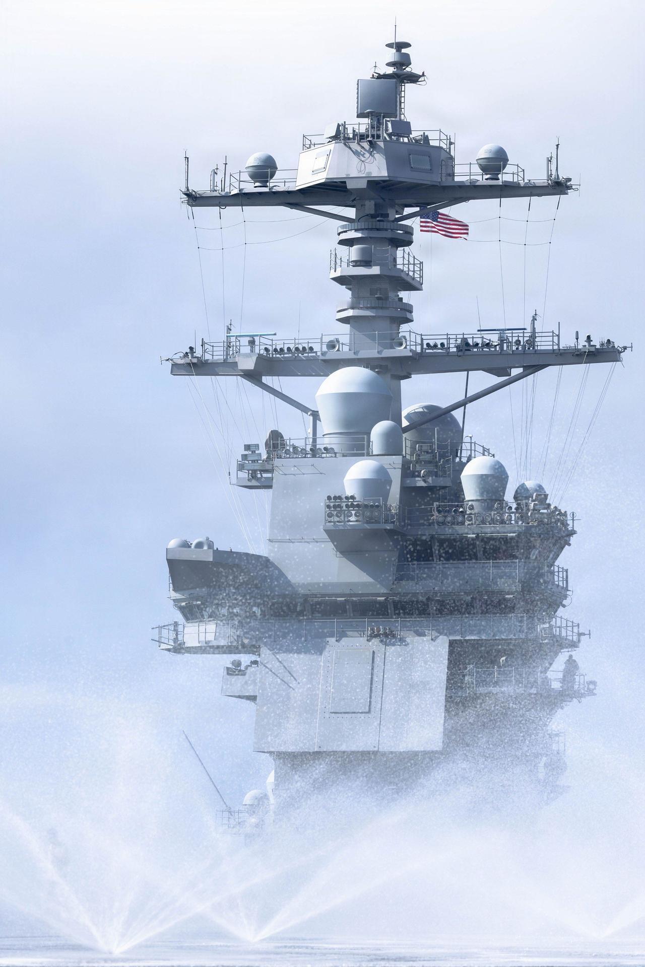 交舰前的约翰·F·肯尼迪号（CVN 79）在2026年8月中旬的验收试验期间，在