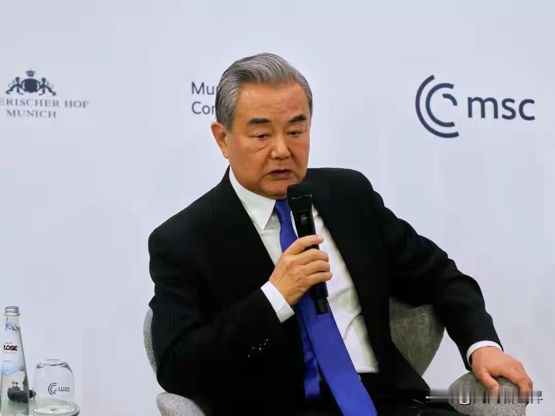 印度沸腾了，中方确认赴印参会
 
6月18日，中国外交部正式官宣外事行程：应印度