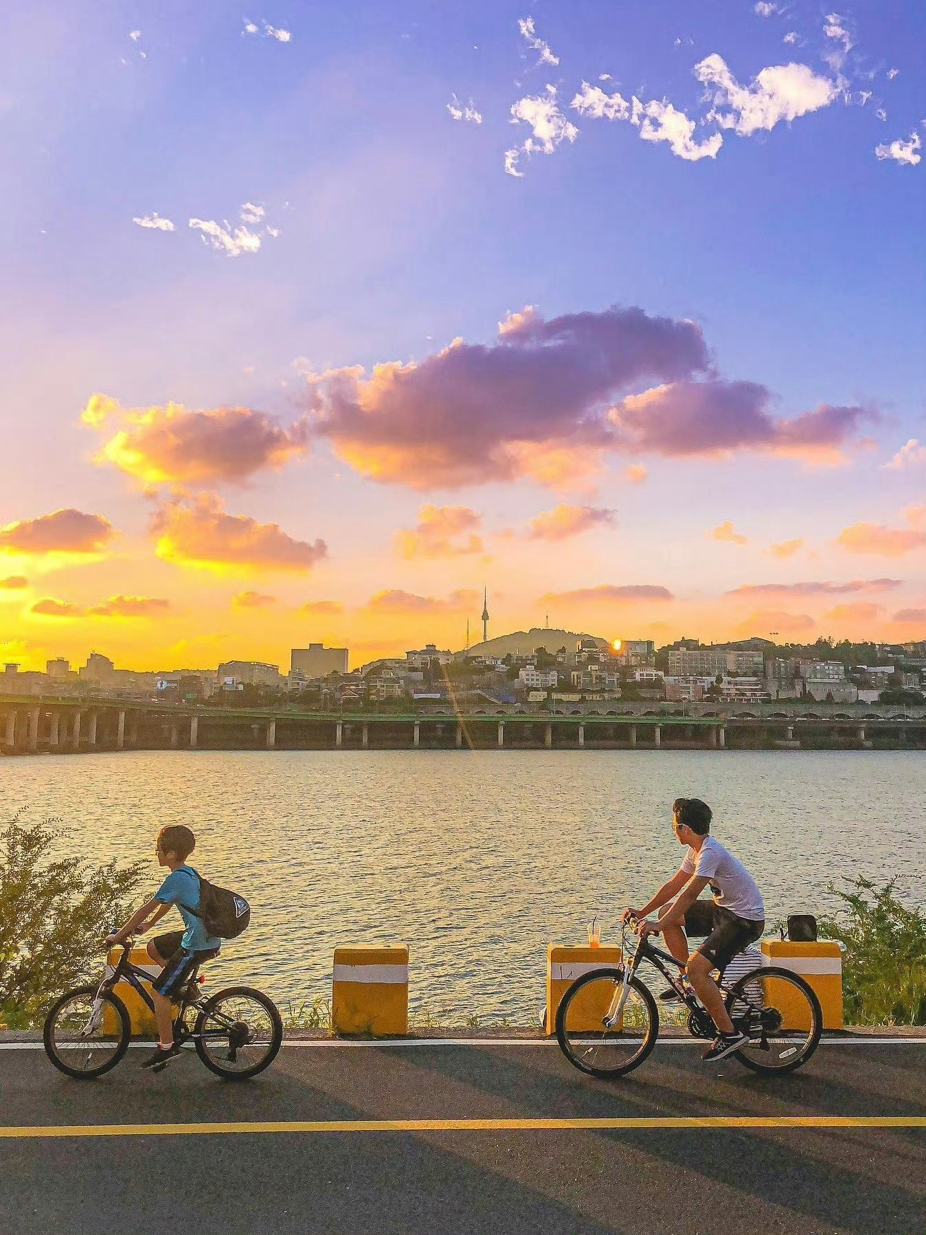 “毕业后 我人生的夏天自此不再停歇” 