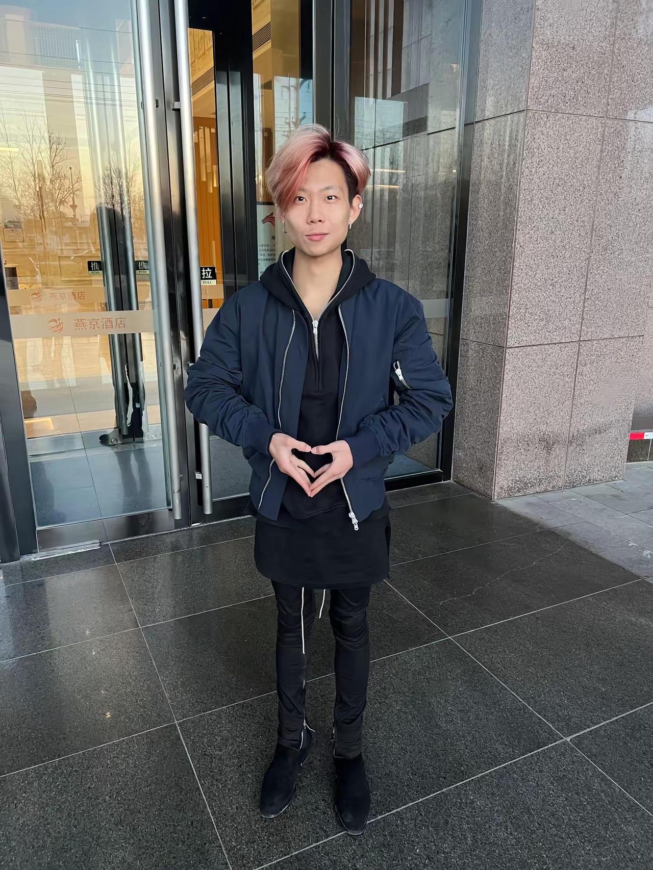 那天我说不喜欢高街是骗你的