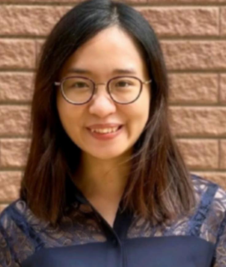 2022年，乱港分子何依琼，决定从香港移居至英国。然而，仅在抵达英国之后仅过了半