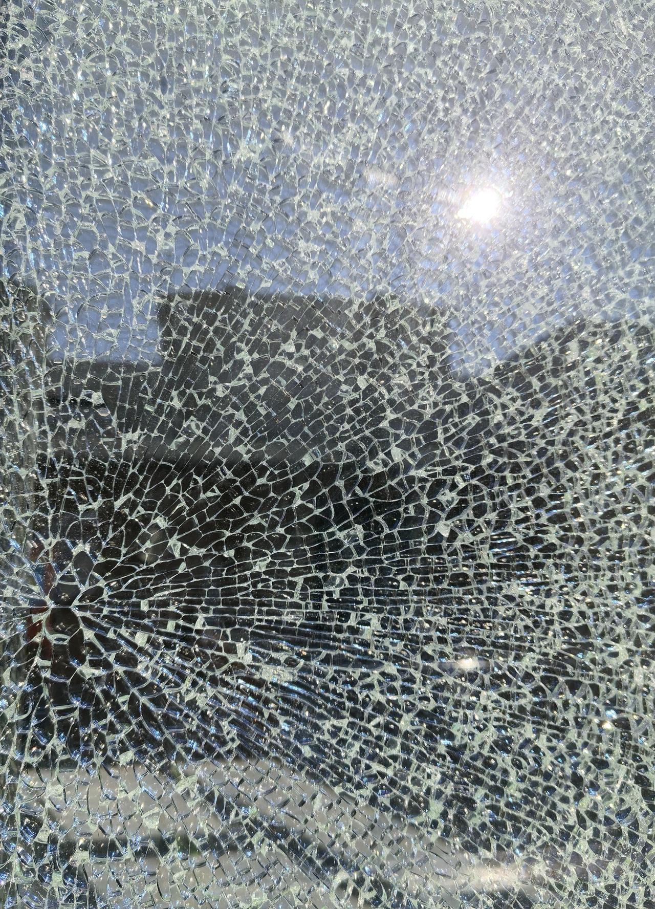 有些事当时不做，可能一辈子不会做了。

二零二零年四月，在深圳盐田沙头角施工，很