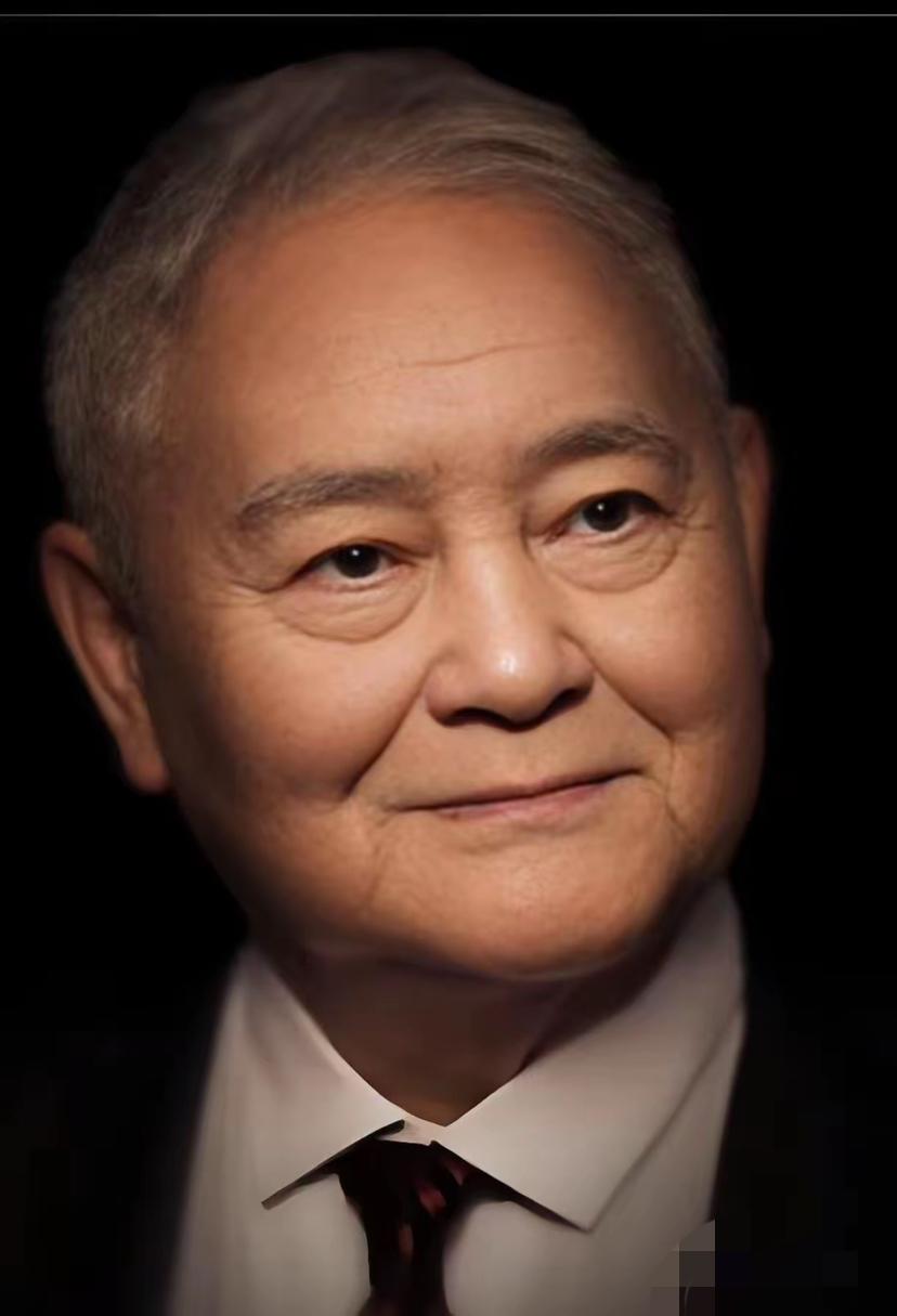 新中国第一代飞机总设计师、运-10副总师，于2026年4月12日在上海逝世！
请