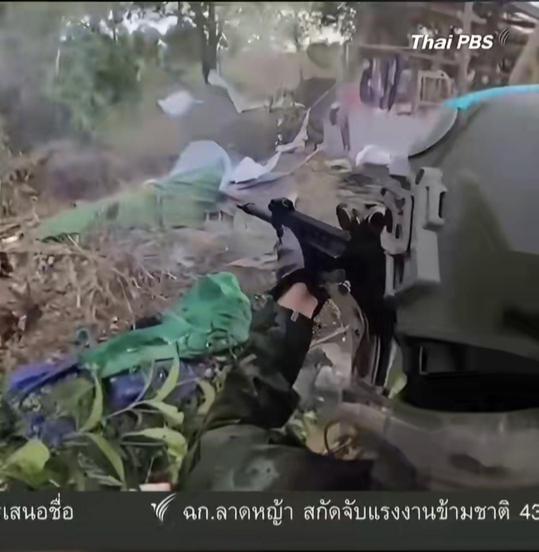 柬埔寨泰国冲突还在持续，超70万平民流离失所，中方已出面调停，本轮冲突会尽快结束