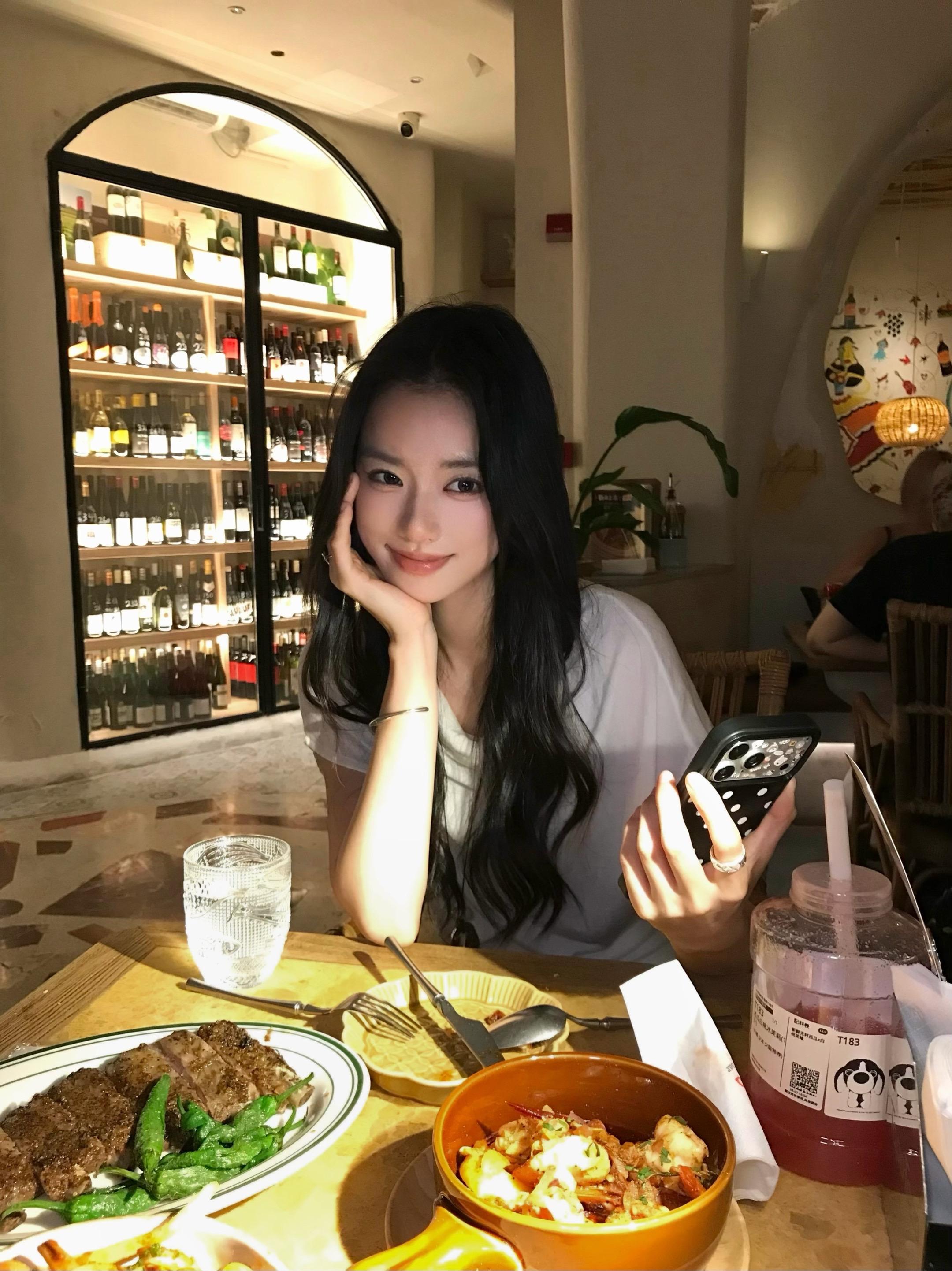 🤍⠜🍴⠜。