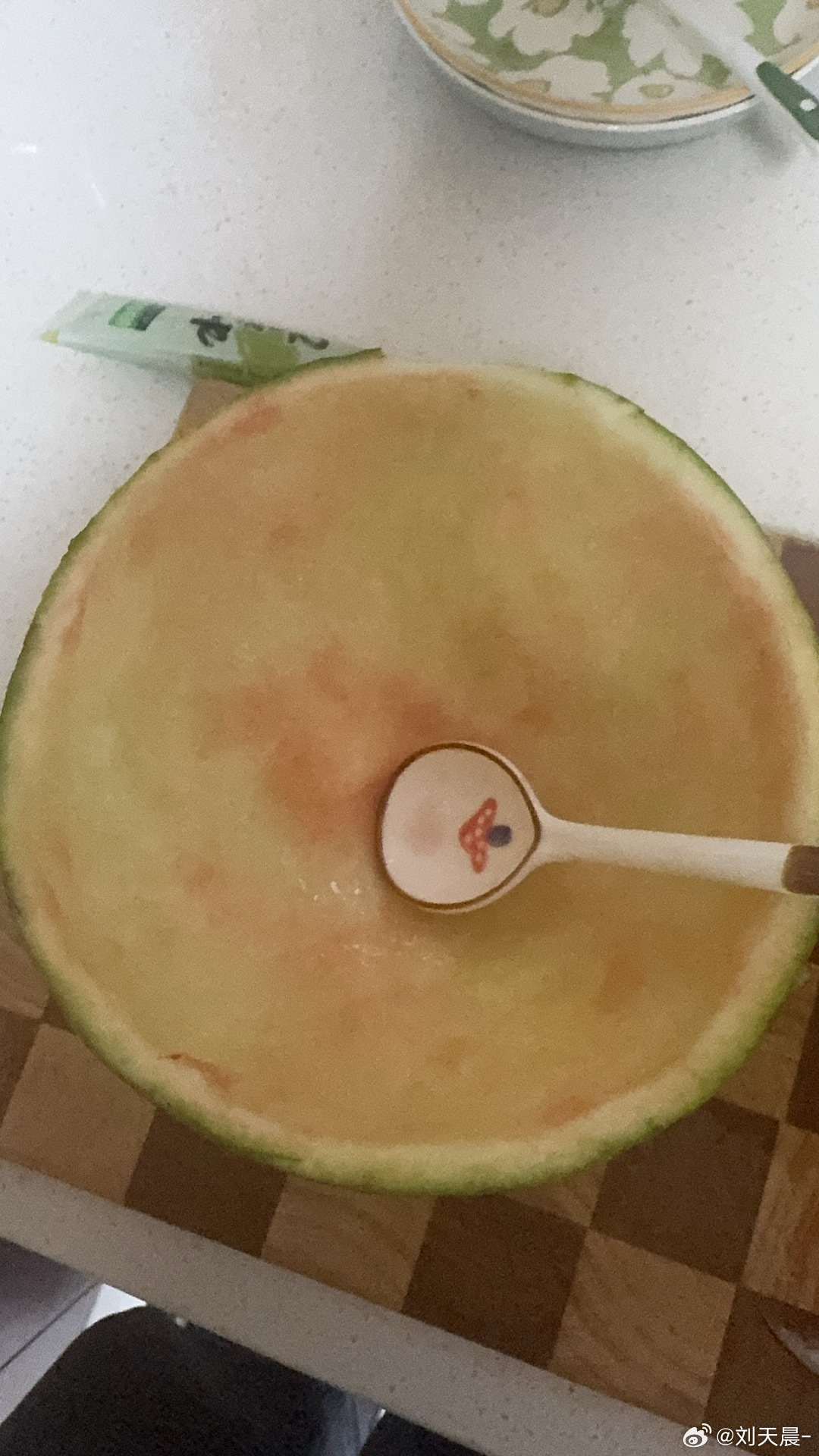 来更新一下，我会多多出现，在这个软件多更新点日记，每次刷到大家发关于我的东西，看