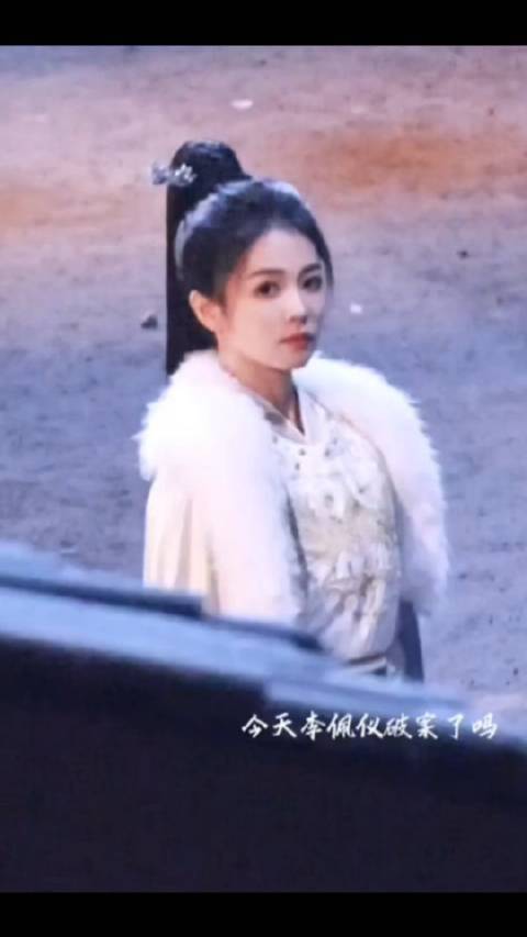 白鹿唐宫高马尾好飒 唐风造型太惊艳了怎么这么好看，还是咱们古风越看越有韵味，白鹿