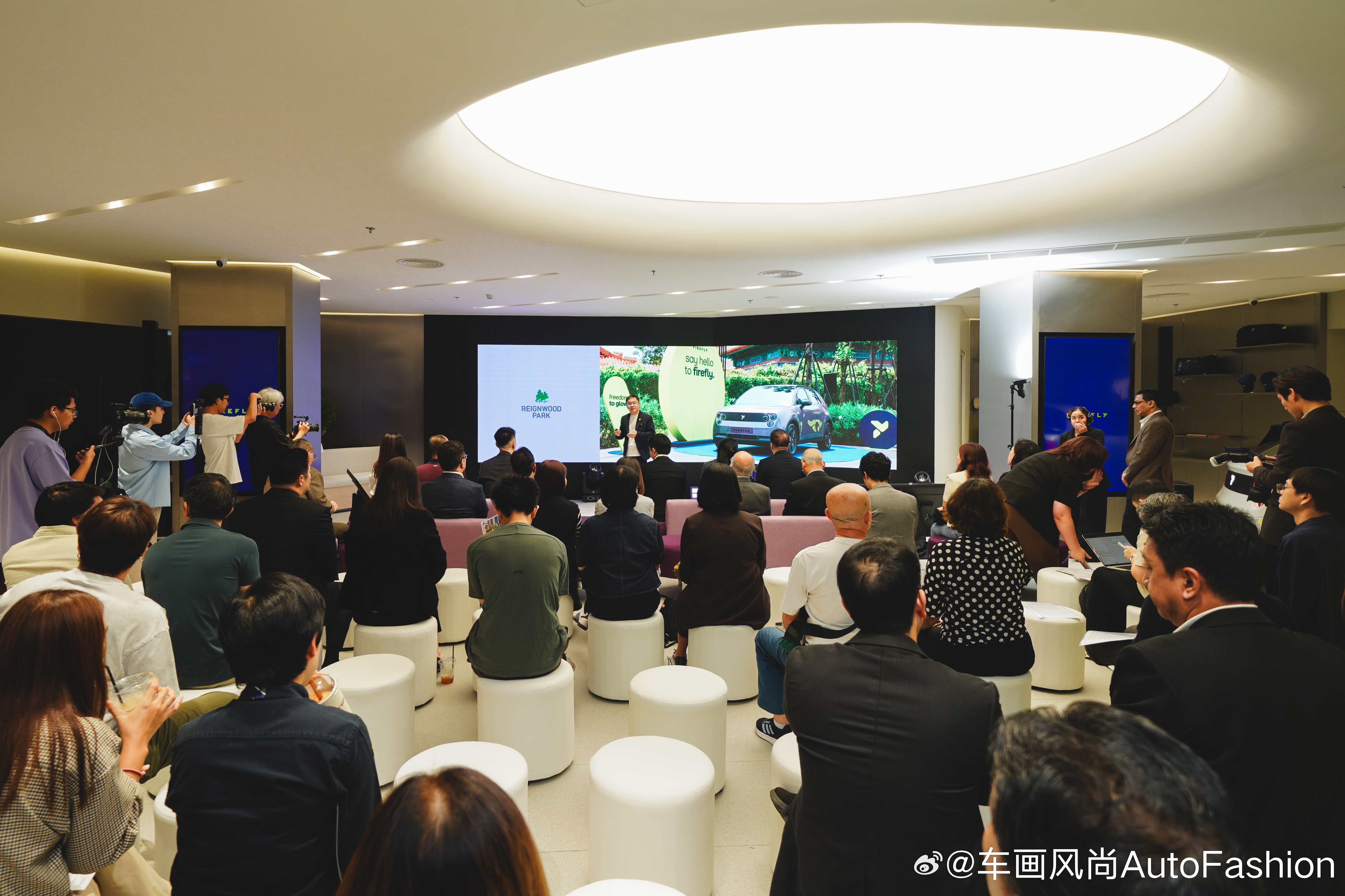 【firefly萤火虫全球首家海外独立门店在曼谷开业】10月19日，firefl