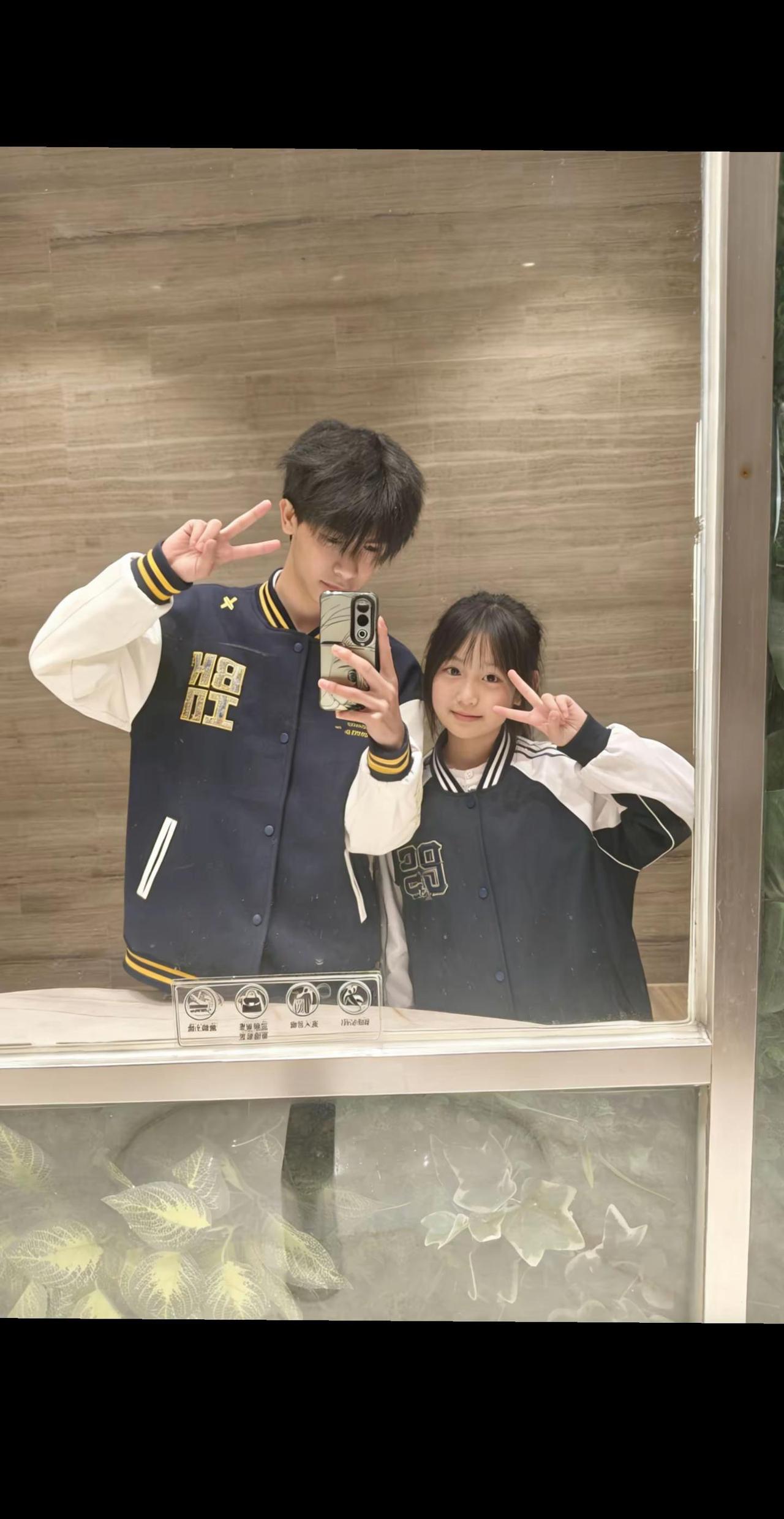 孩子他妈啥时候过来找。我没有精致的五官 时常自卑 很悲观 喜欢胡思乱想我总是沉默