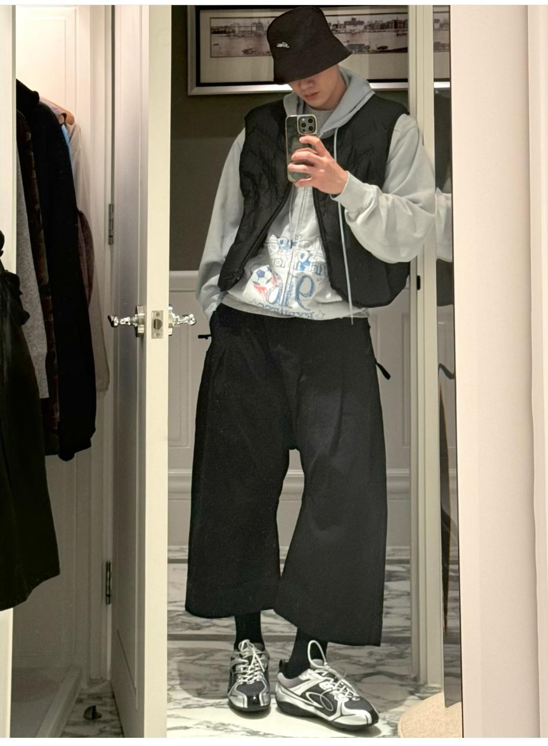 小白，这裤子这鞋子真是太好看了。