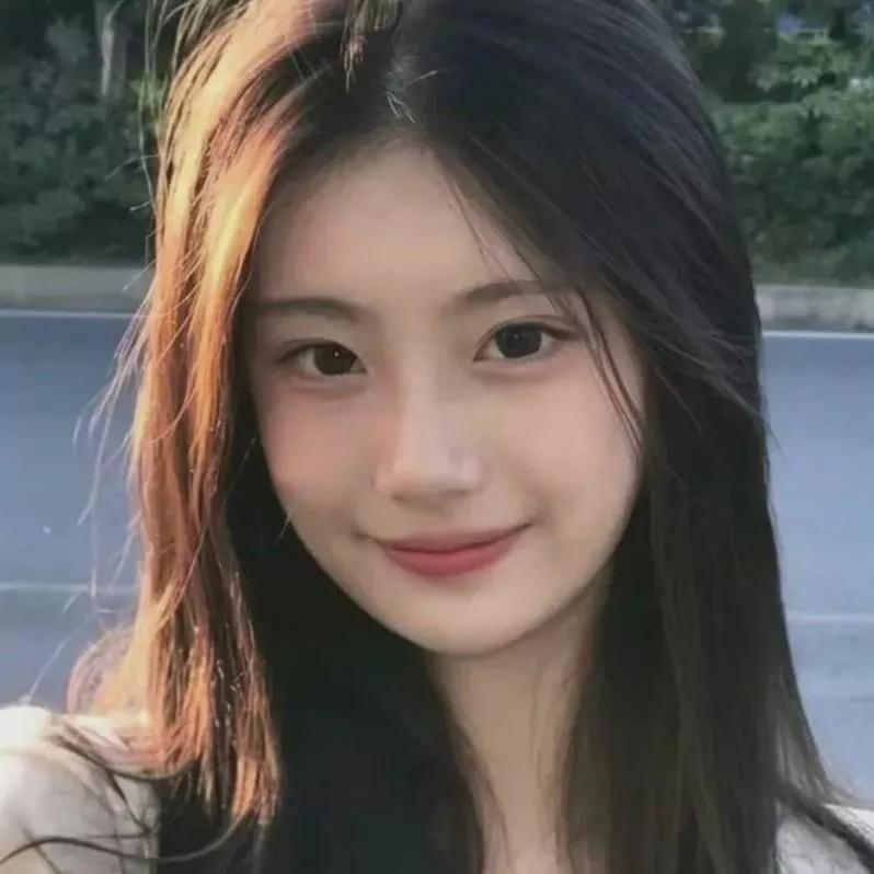 春风吹面，笑语盈盈。花笑人美 佳人拾趣 诺颜情系 梦幻仙境佳人 美有万种可能 古