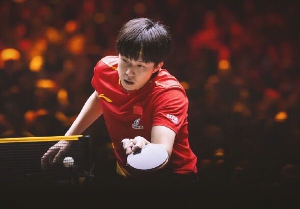 王楚钦入选国家一队10周年十年磨一剑，从青涩小将到国乒领军！15岁跻身一队，左手
