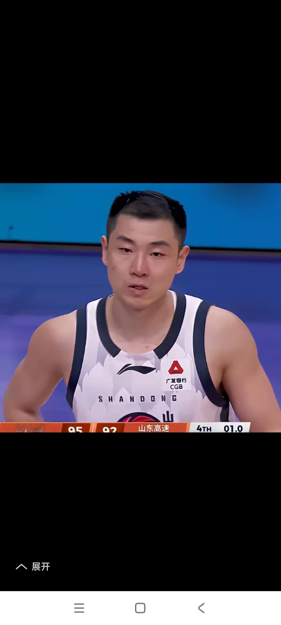 高诗岩转会山东，可以说是他最正确的选择。

在辽宁时，他只是一个不出名的后卫队员